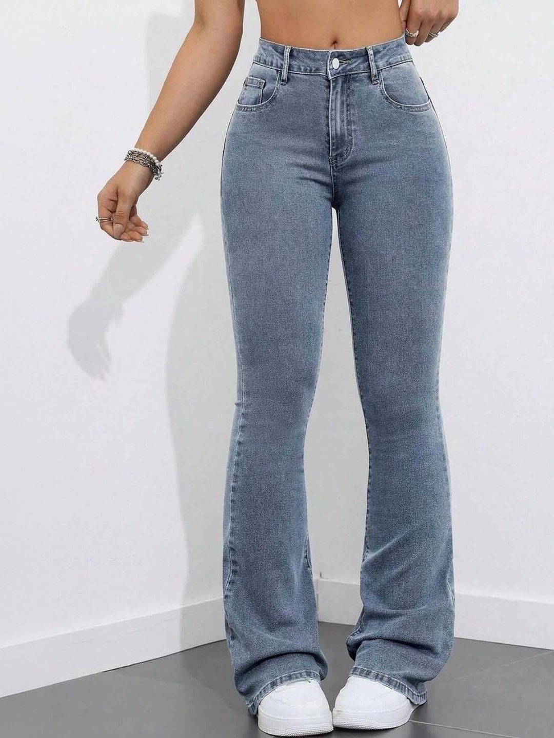 Women Bootcut High-Rise Stretchable Jeans