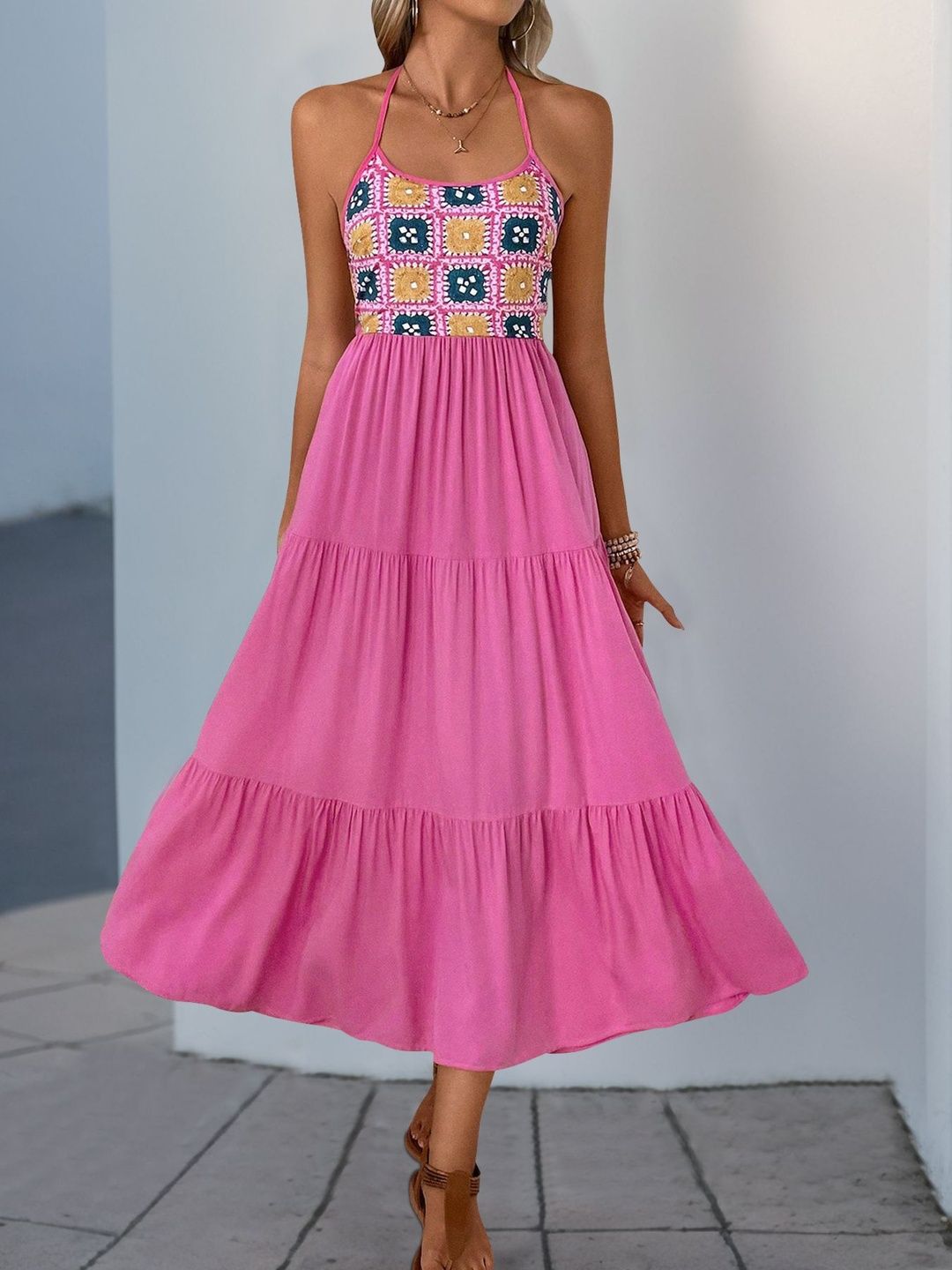 Colourblocked Halter Neck A-Line Midi Dress in Pink cotton - Nowi Korean Fashion