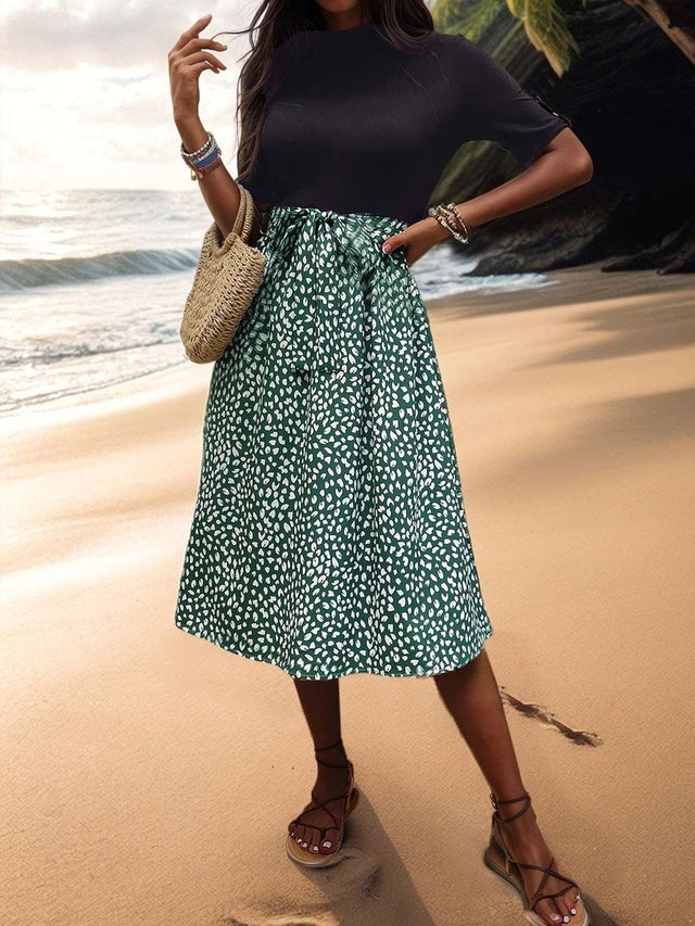 Print A-Line Midi Dress in Green polyester - Nowi Korean Fashion