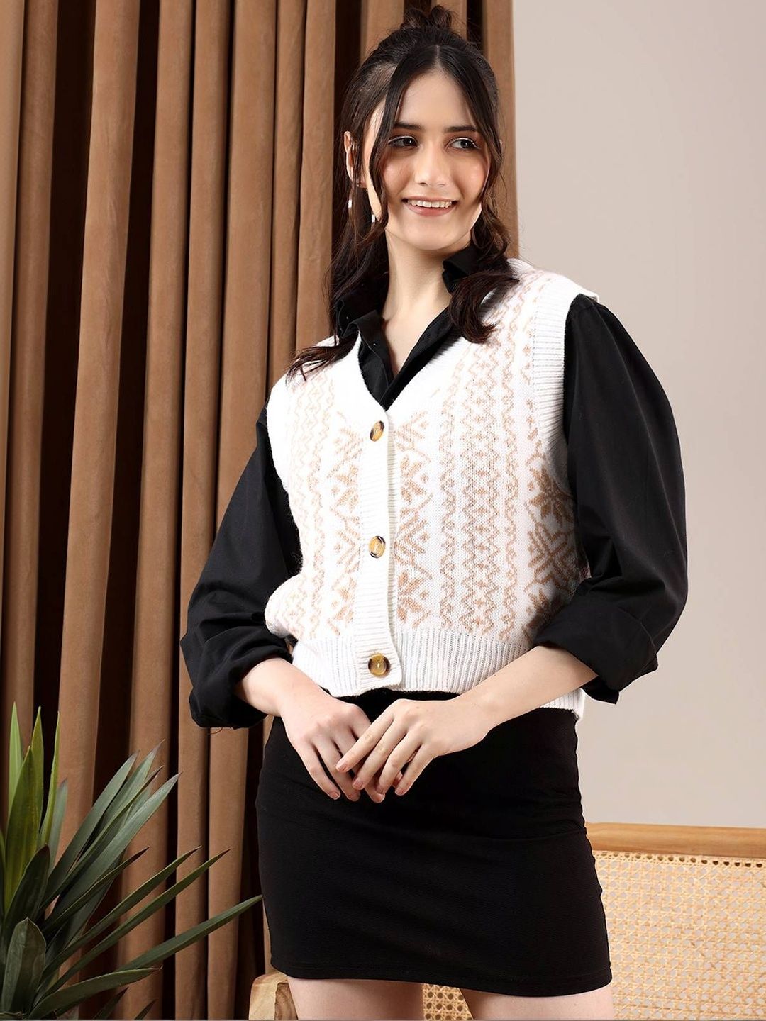 NOWI Women Fair Isle Printed Woollen Crop Sweater Vest