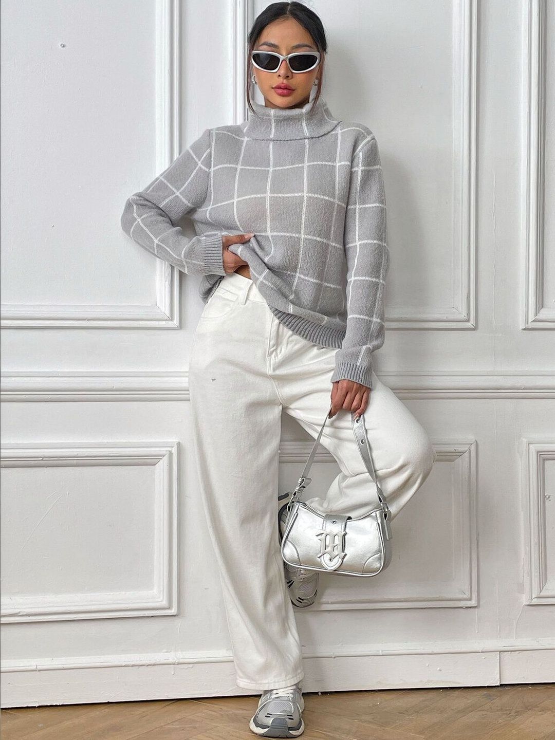Checked Pullover in Grey acrylic Long Sleeve - Nowi Korean Fashion