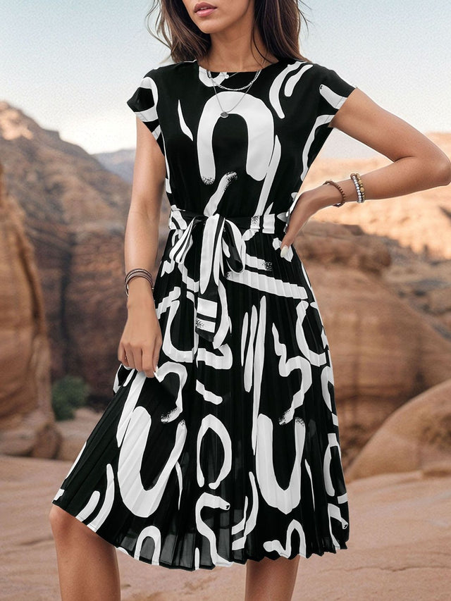 Print Fit & Flare Dress in Black polyester Printed - Nowi Korean Fashion