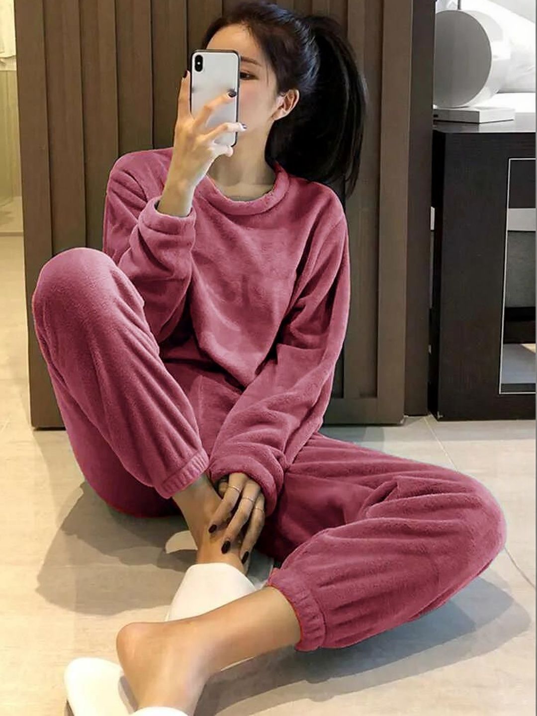 Round Neck Long Sleeves Night Suit in Pink Fleece - Nowi Korean Fashion