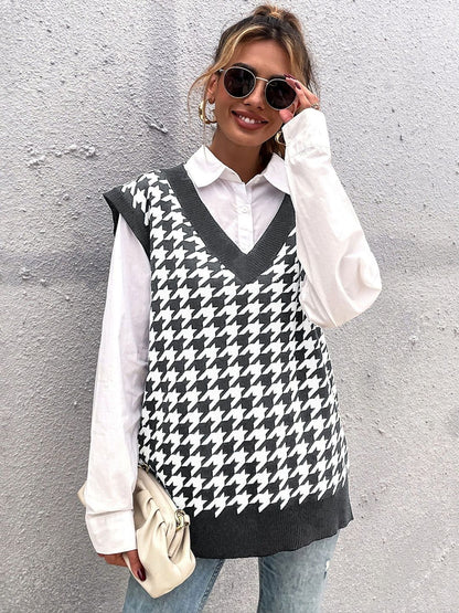 Women's White Checked Printed Sweater Vest