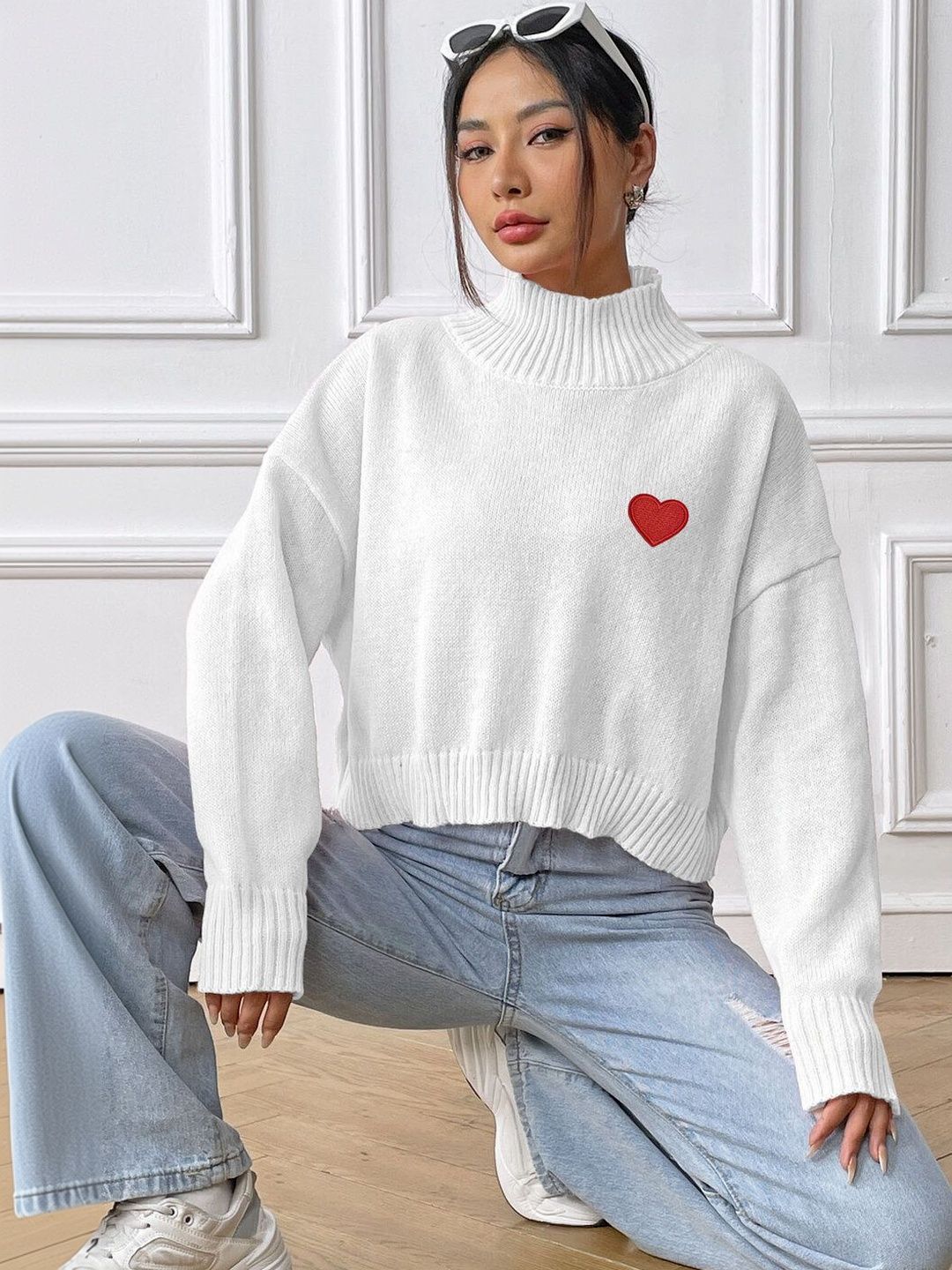 Women Embroidered Crop Pullover with Embroidered Detail