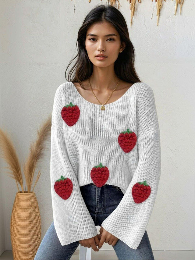 Pullover with Applique Detail in White acrylic - Nowi Korean Fashion
