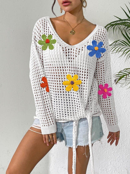 Women Colourblocked Pullover with Applique Detail