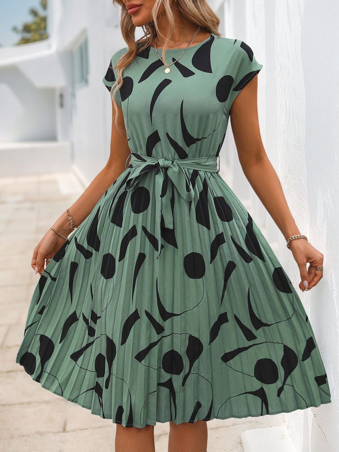 NOWI Printed Fit & Flare Midi Dress