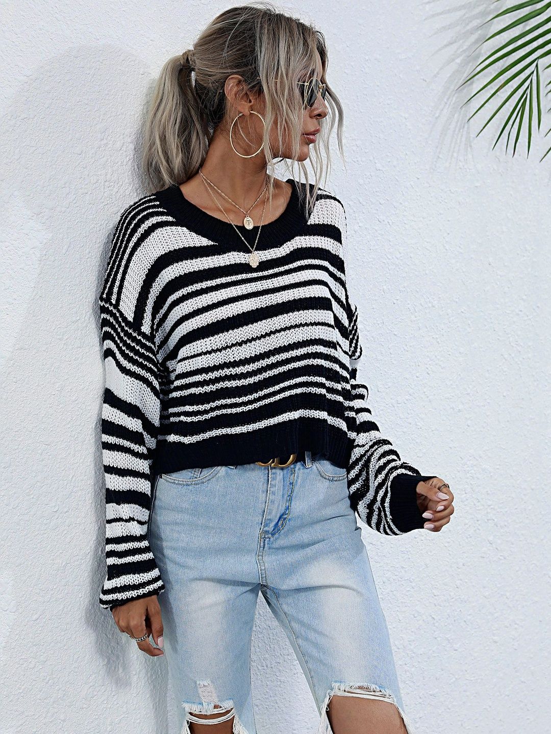 Women's Black Striped Crop Pullover