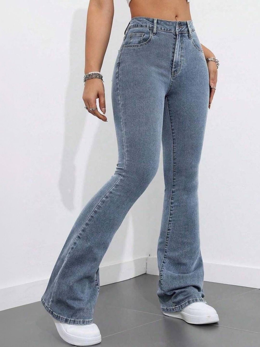 Women Bootcut High-Rise Stretchable Jeans