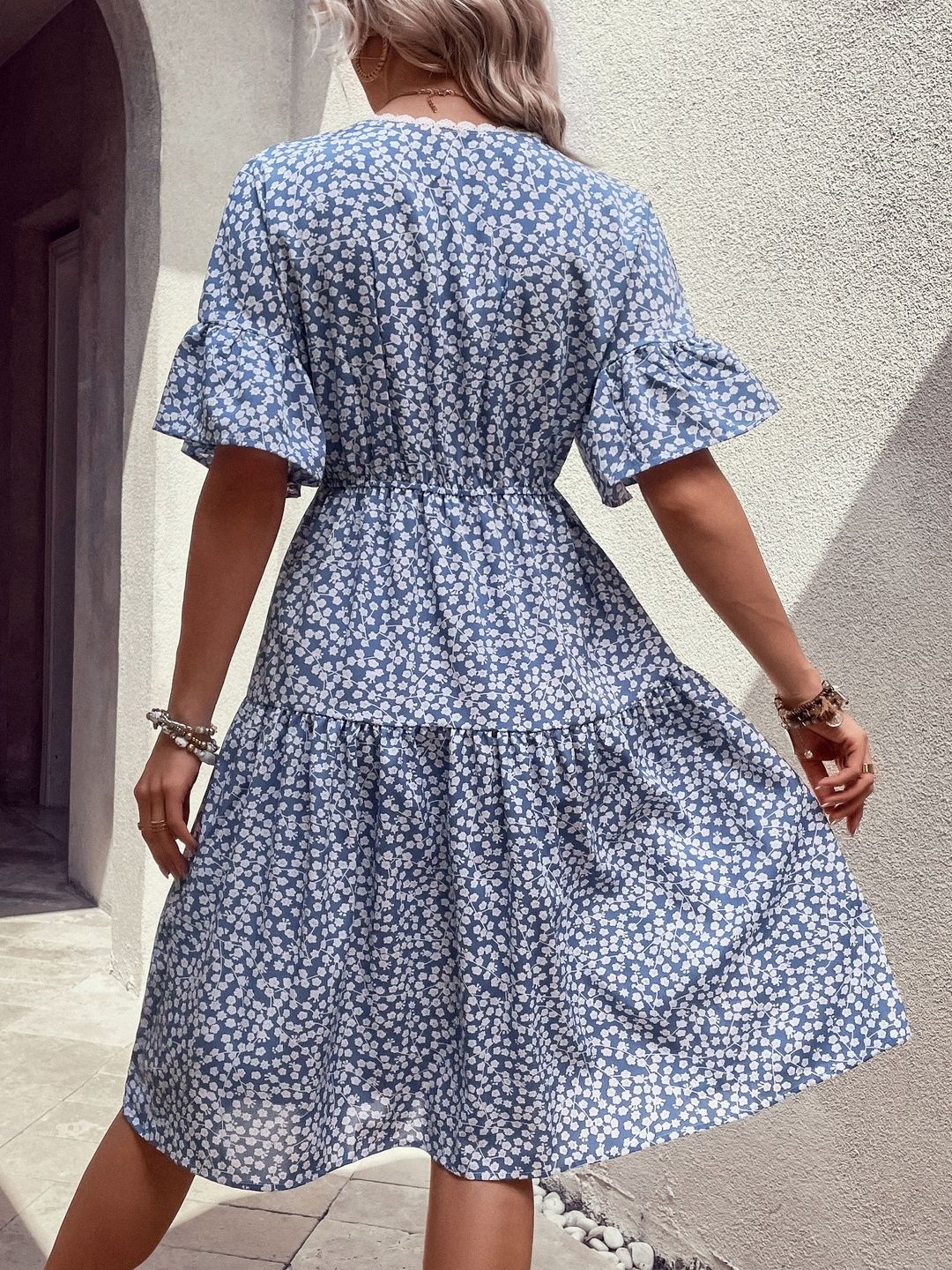 Floral Print Flutter Sleeve Fit & Flare Midi Dress