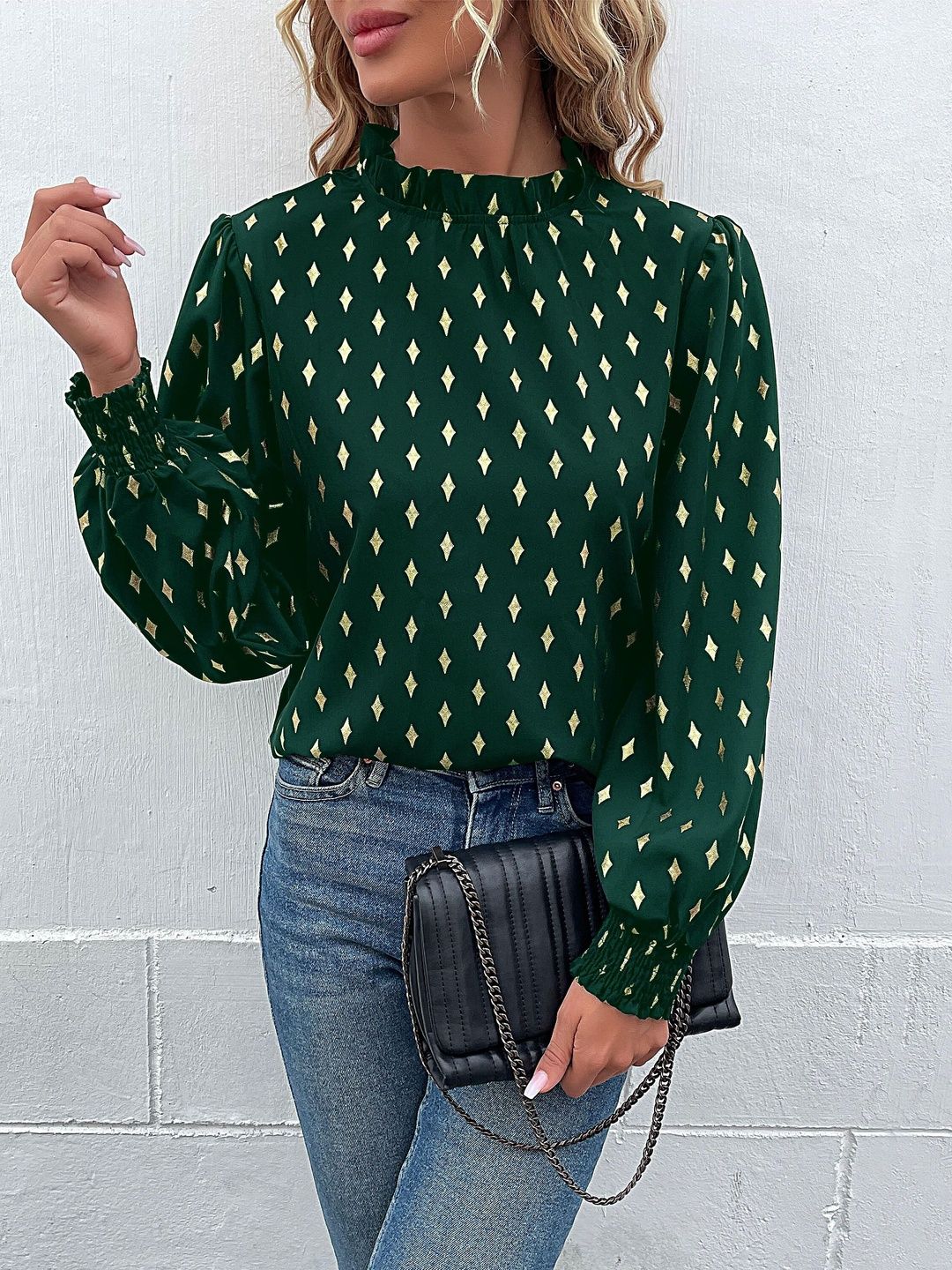 Women's Green Geometric Print Puff Sleeve Ruffles Top