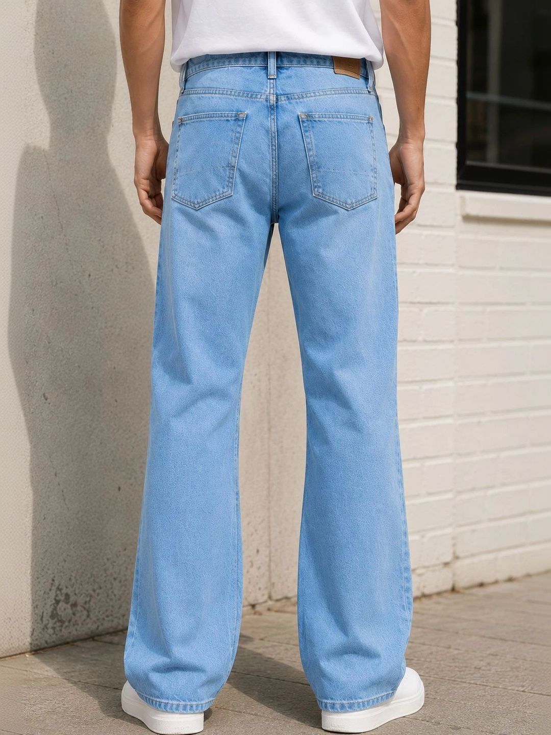 Men Bootcut Mid-Rise Light Fade Jeans
