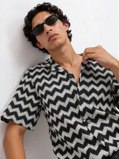 Chevron Printed Spread Collar Cotton Casual Shirt