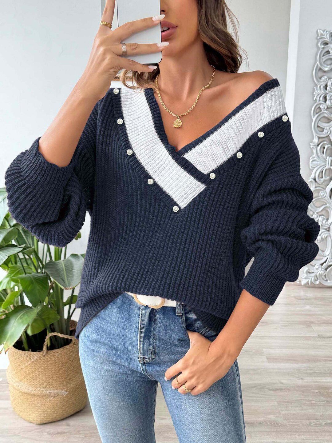 Women Colourblocked Pullover