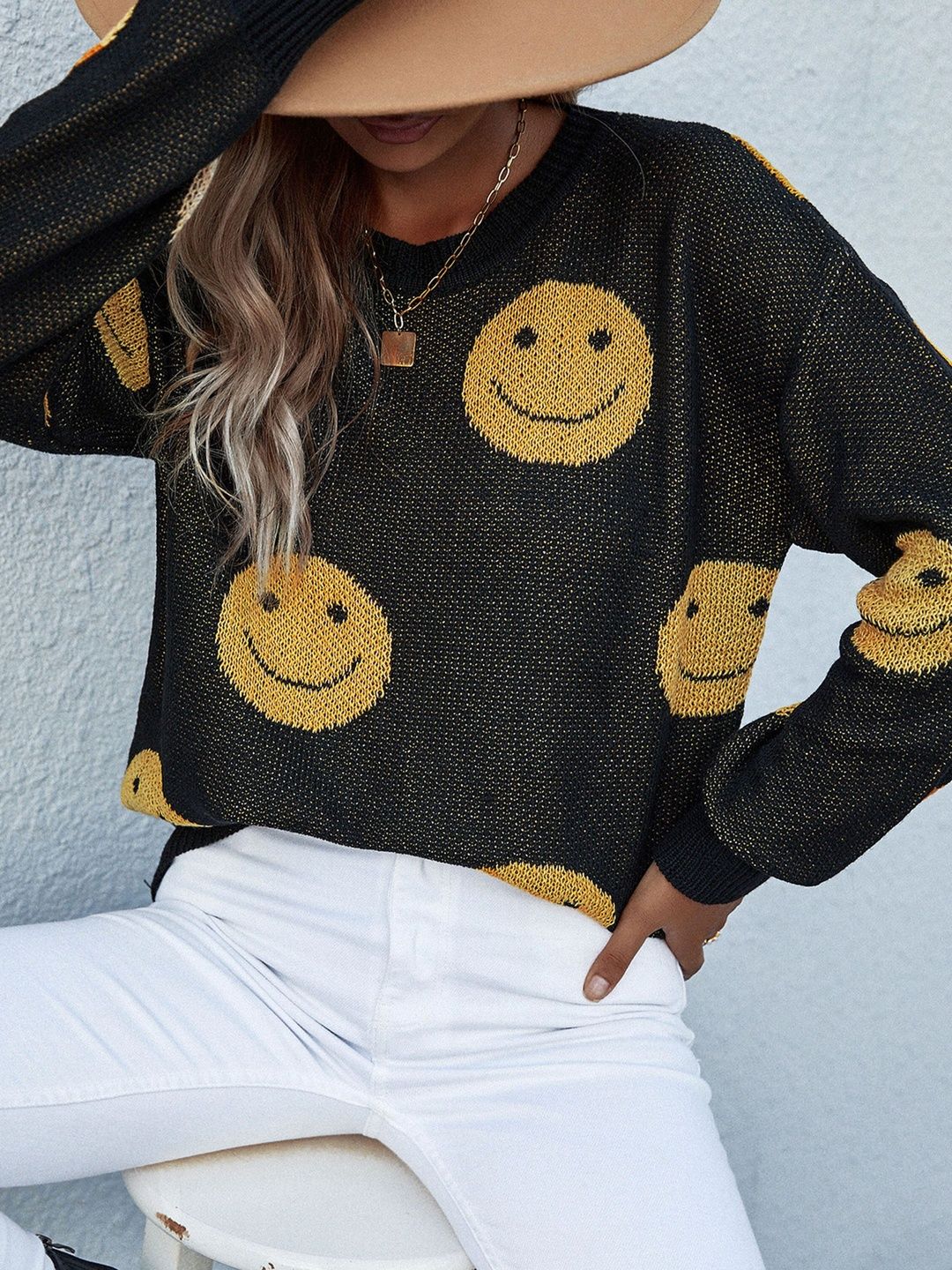 Women's Black Printed Pullover Blend Regular Fit