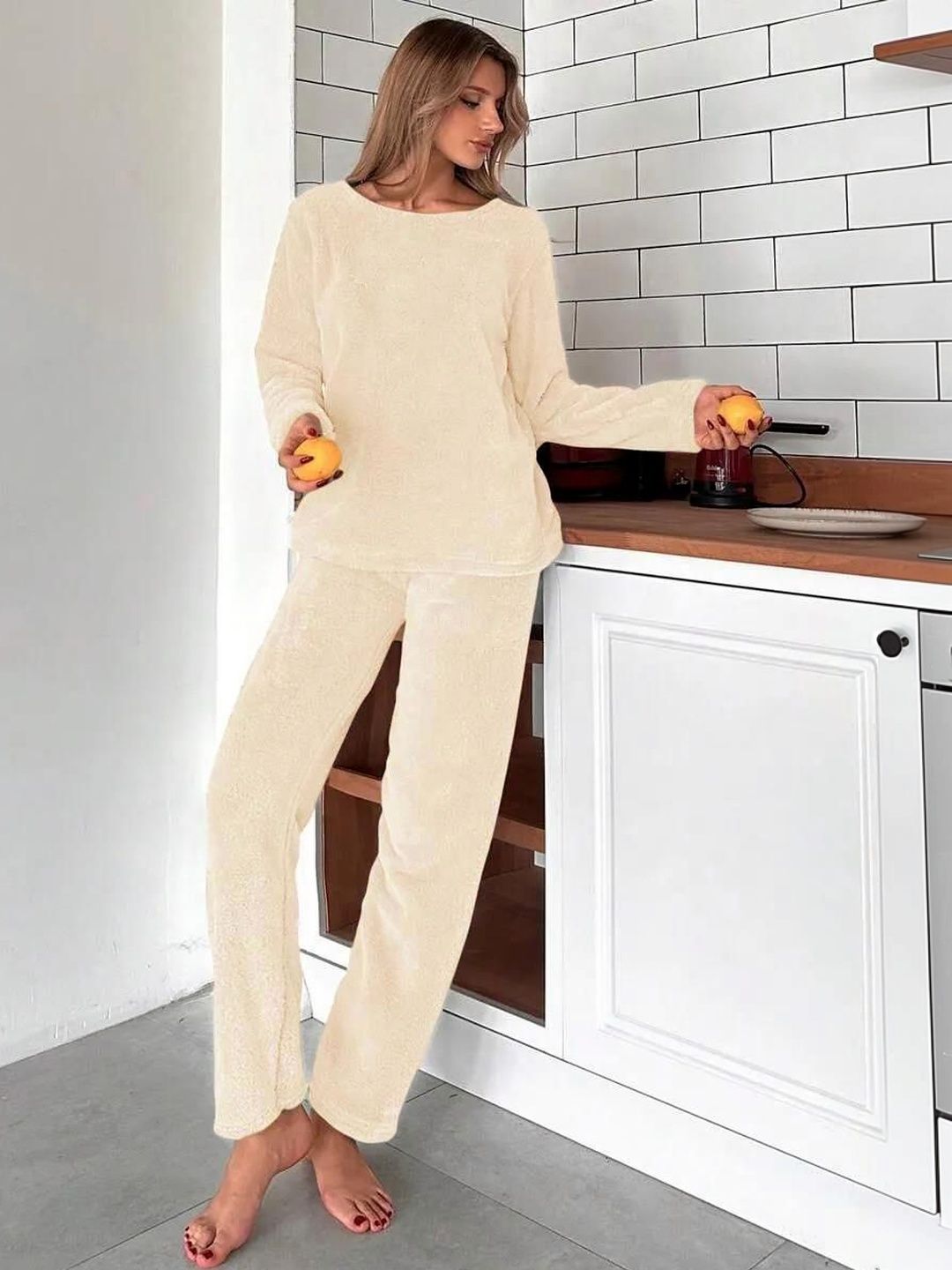 Round Neck Long Sleeves Night Suit