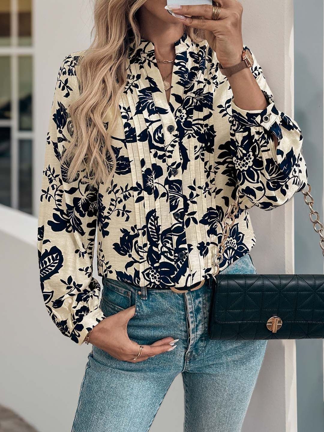 NOWI Women Floral Printed Casual Shirt