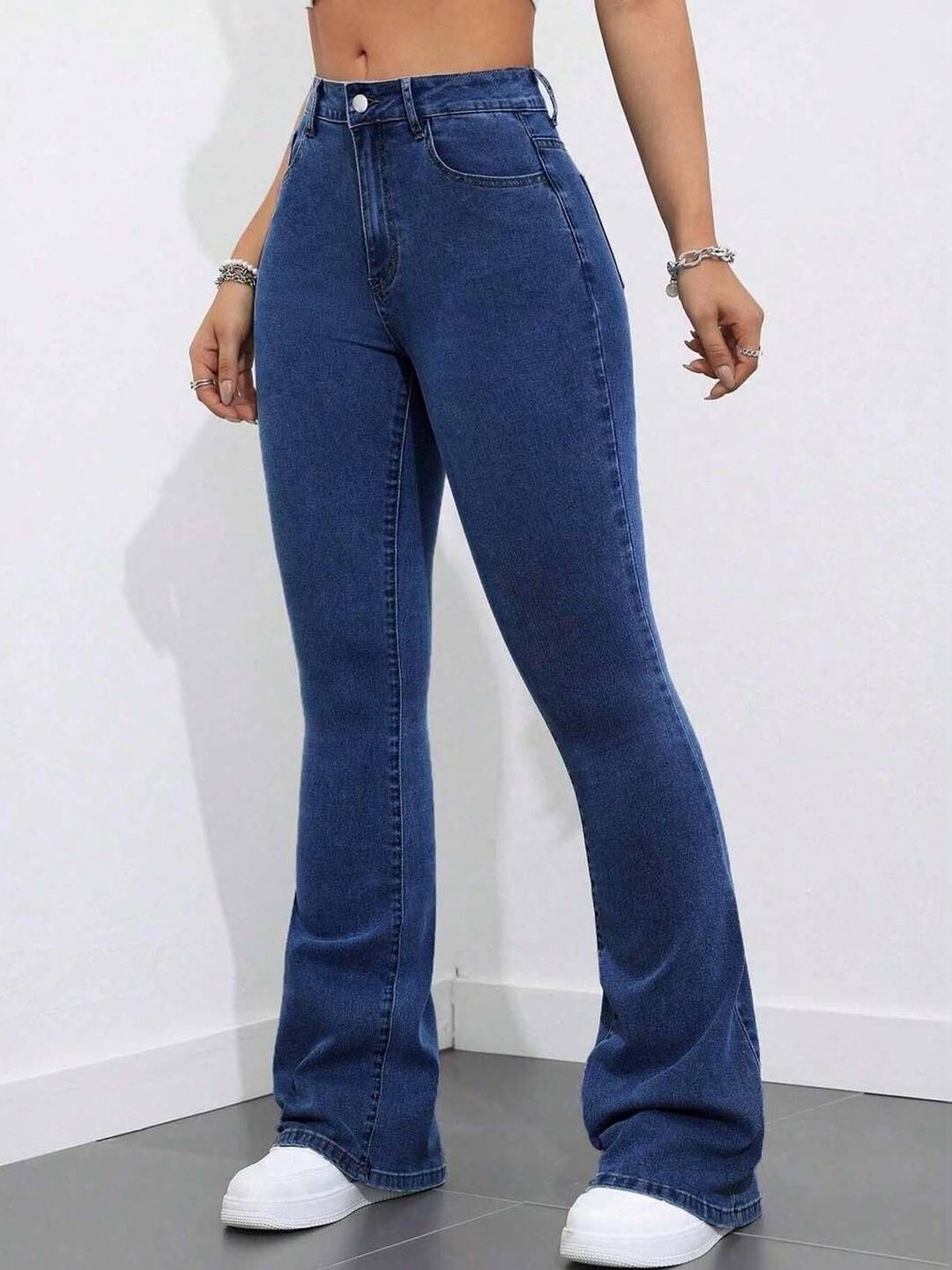 Women Bootcut High-Rise Stretchable Jeans