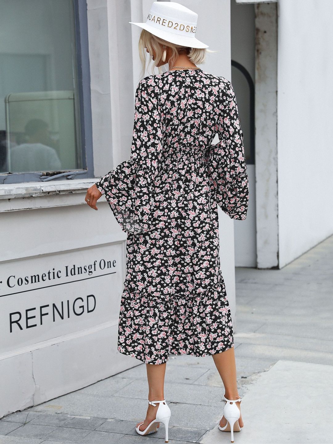 Women's Black Floral Print Bell Sleeve Midi Dress