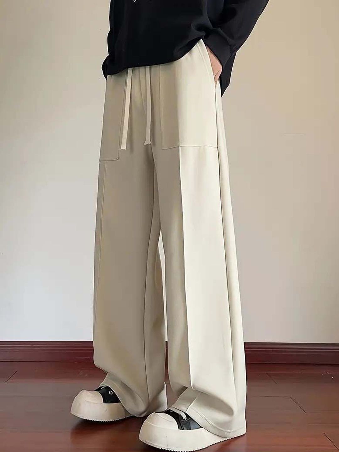 Men Wrinkle Free Pleated Trousers