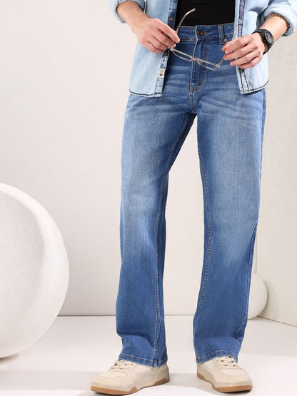 Men Regular Fit Mid-Rise Light Fade Jeans