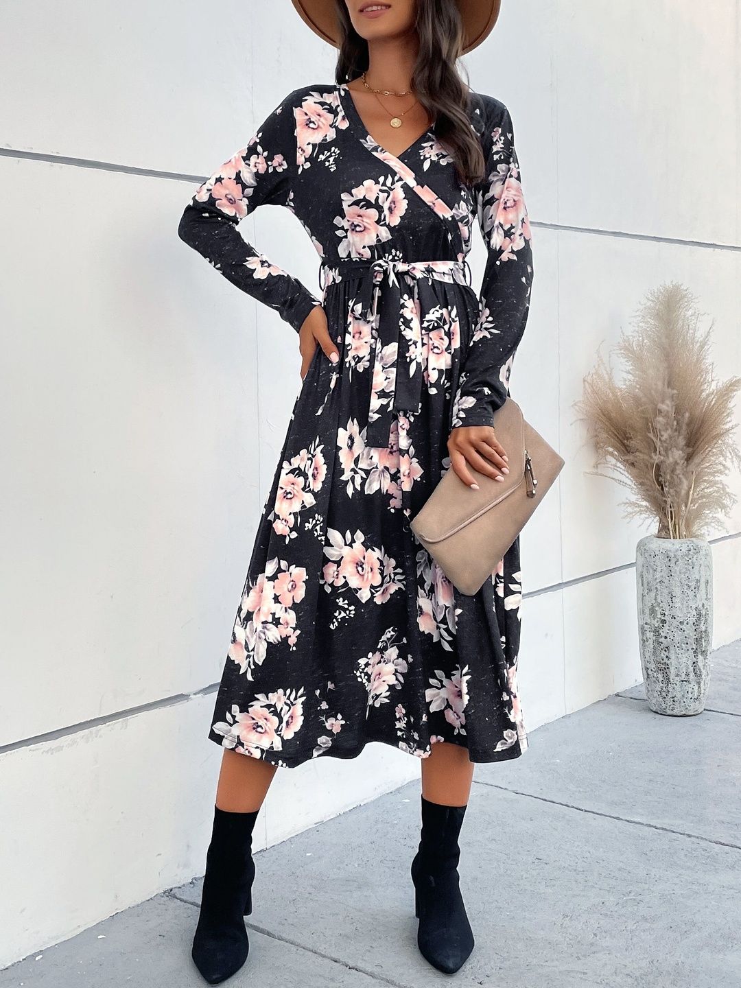 Women's Black Floral Print Midi Dress Blend