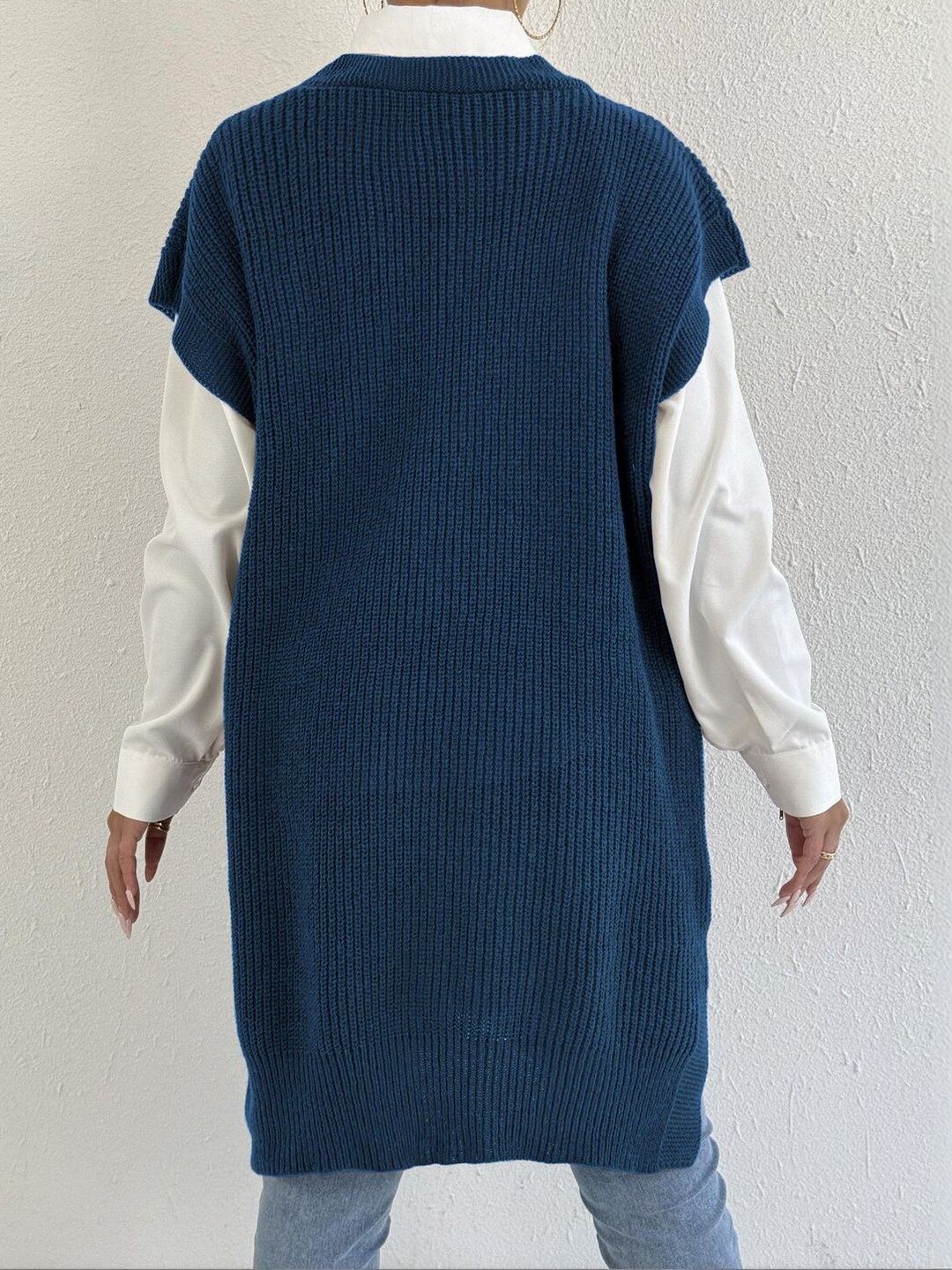 Women Ribbed Longline Sweater Vest with Applique Detail