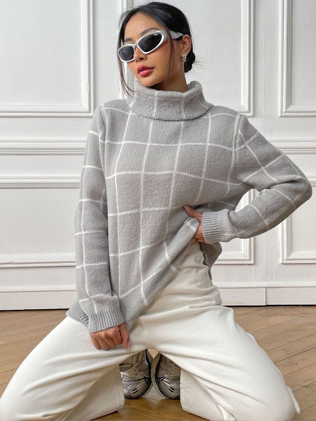 Women Checked Pullover