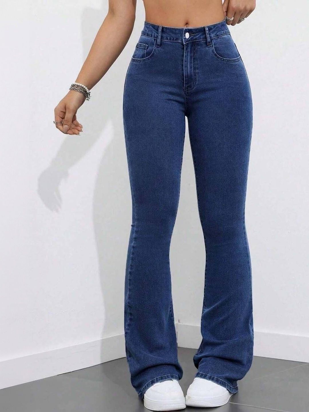 Women Bootcut High-Rise Stretchable Jeans