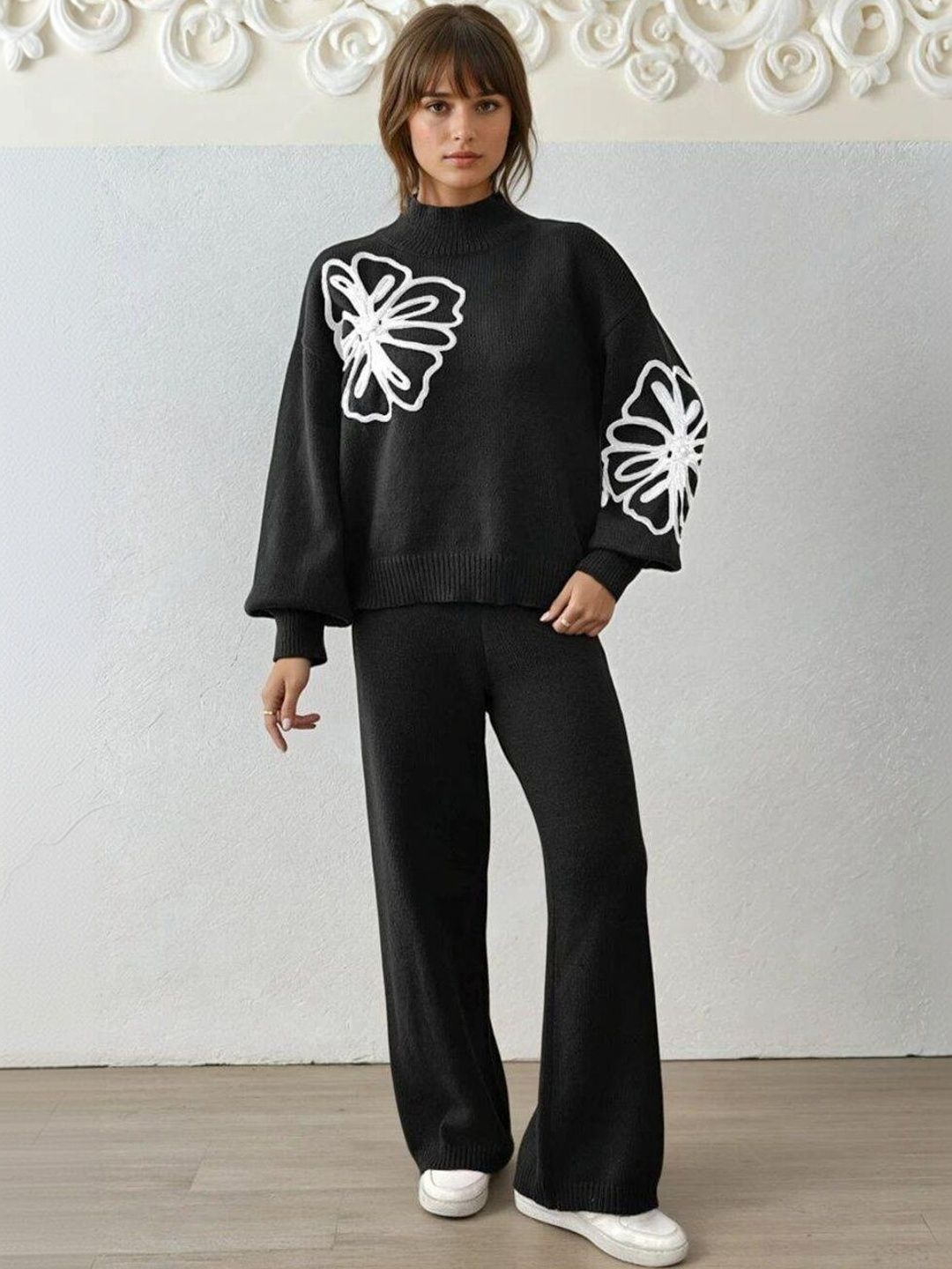 Trousers in Black - Nowi Korean Fashion