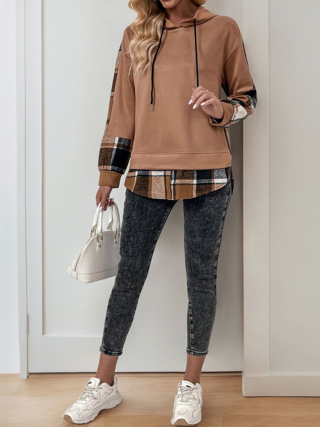 Women Colourblocked Hooded Sweatshirt