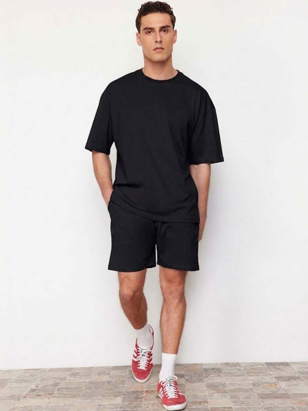 Round Neck Short Sleeves T-shirt with Shorts