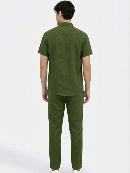 Men Cotton Blend Regular Fit Solid Casual Shirts