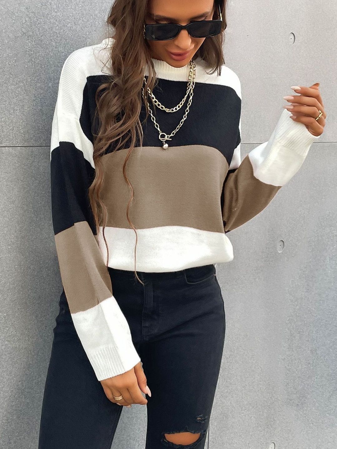 Women's White Colourblocked Pullover Blend Printed