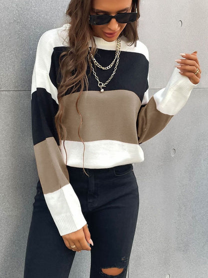 Women's White Colourblocked Pullover Blend Printed