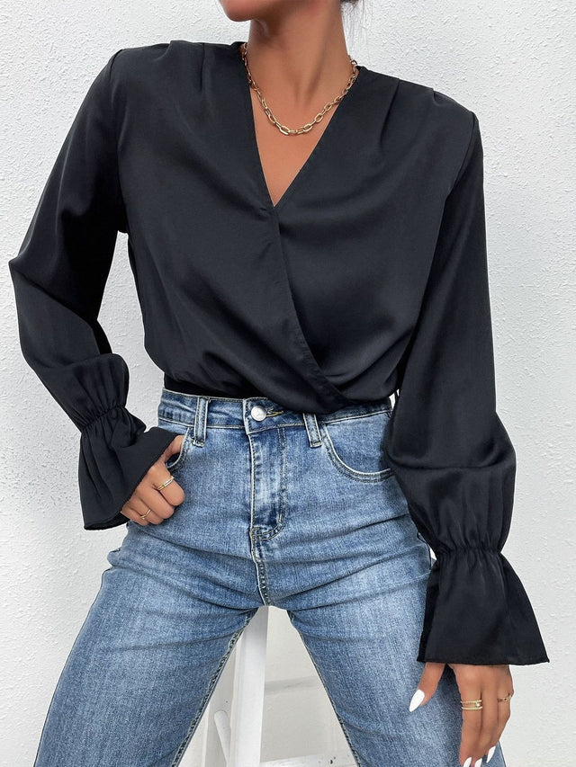 V-Neck Bodysuit in Black polyester V-Neck - Nowi Korean Fashion
