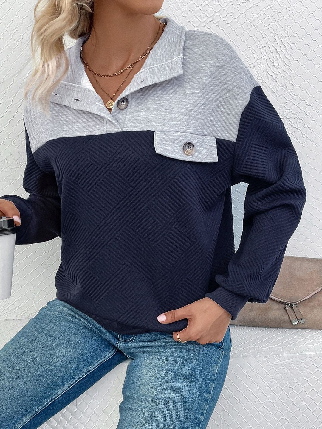 Colourblocked Sweatshirt in Blue cotton - Nowi Korean Fashion