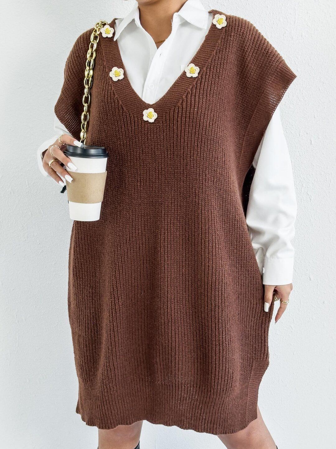 Women Ribbed Sweater Vest with Applique Detail