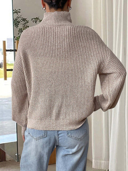 Women Ribbed Pullover with Applique Detail