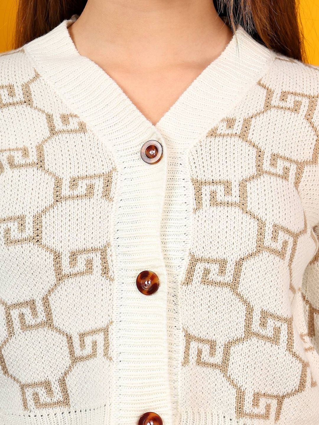 Women Woollen Crop Cardigan