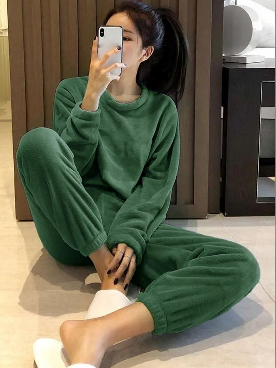 Round Neck Long Sleeves Night Suit