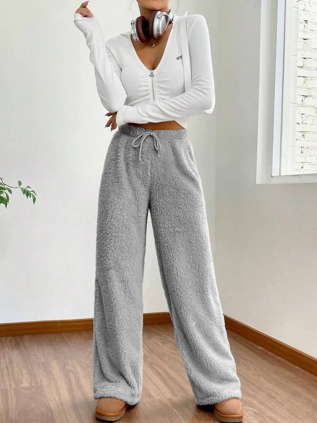 Women High-Rise Easy Wash Trousers