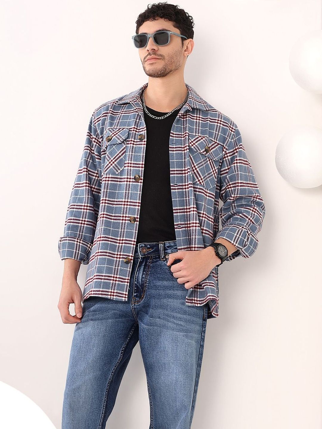 Checked Spread Collar Shackets
