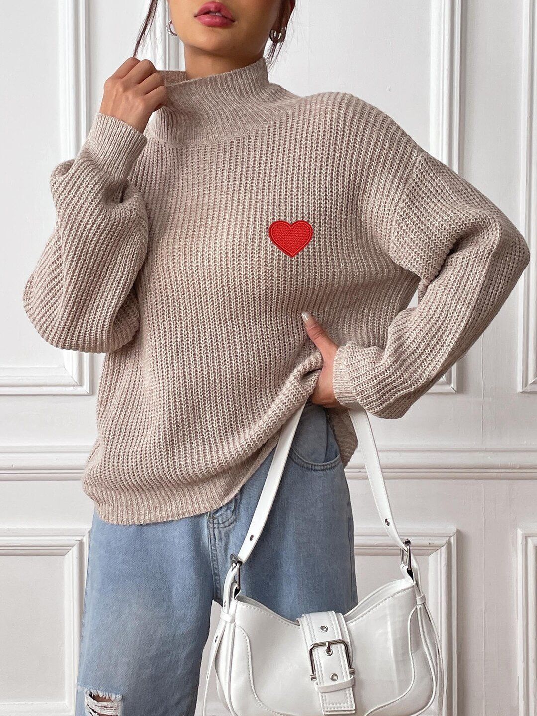 Women Ribbed Pullover with Embroidered Detail