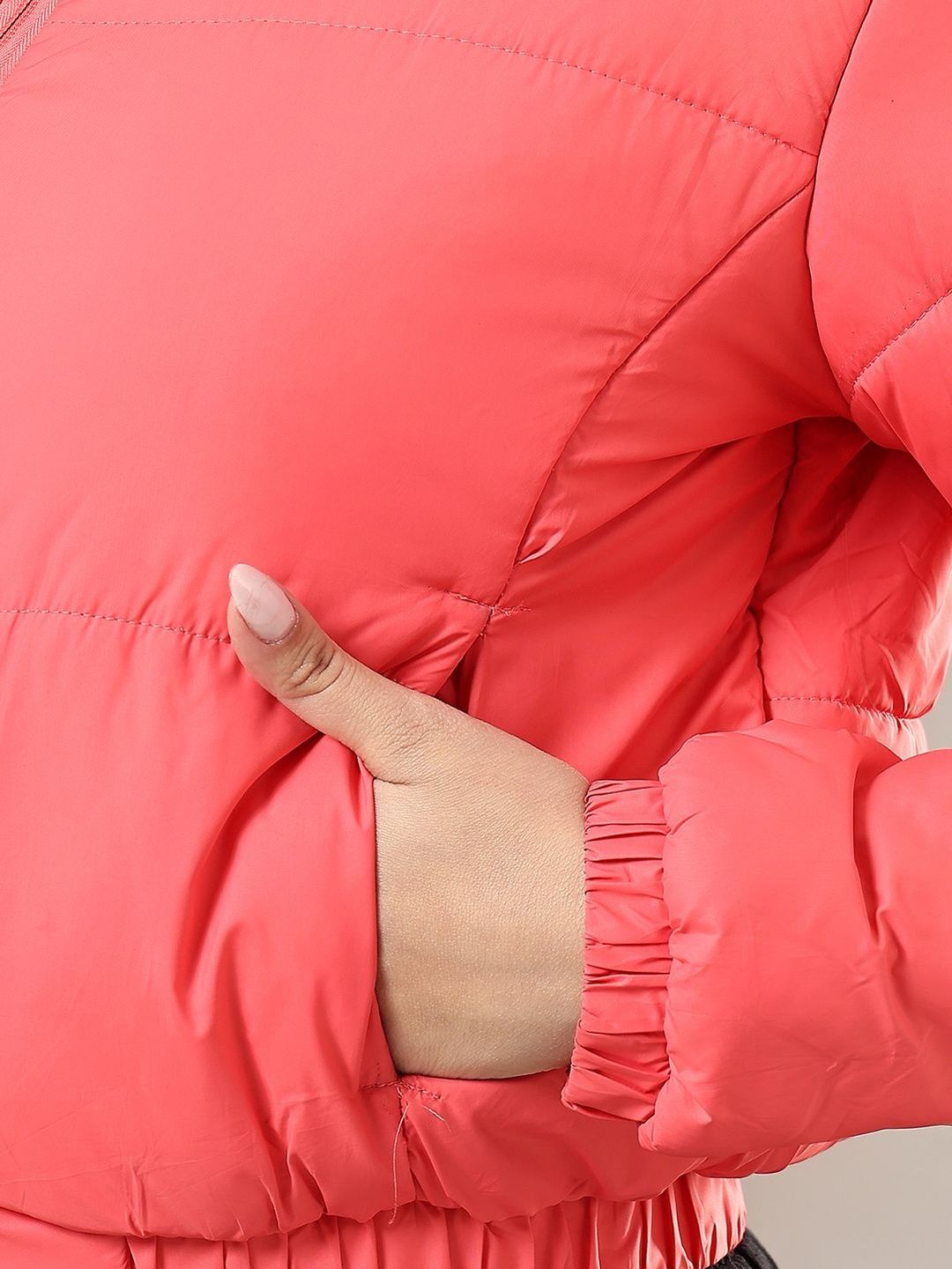 NOWI Women Lightweight Crop Puffer Jacket