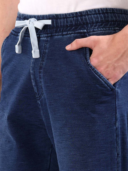 Men Straight Fit Mid-Rise Jeans