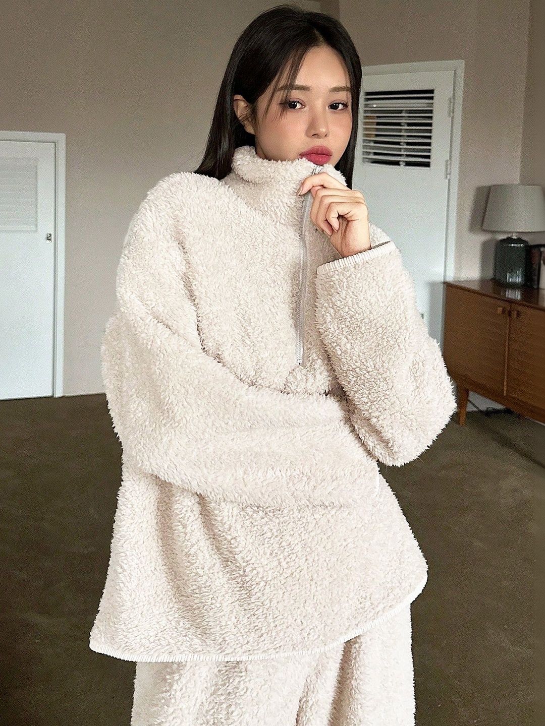 Spread Collar Long Sleeves Night Suit