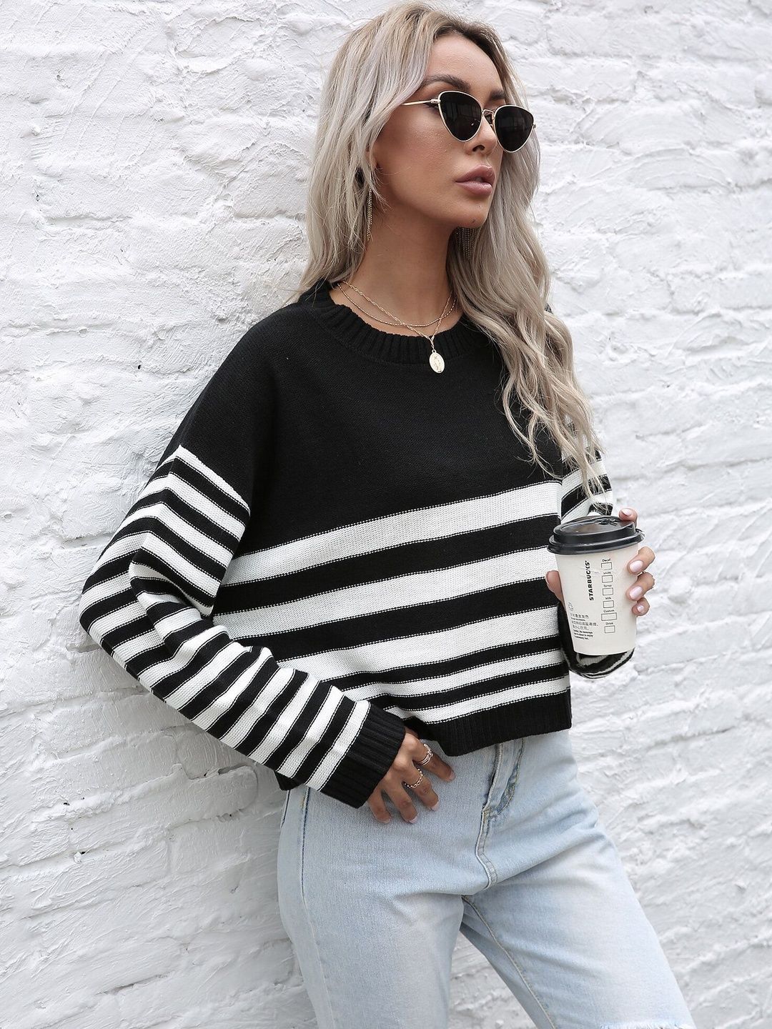Women's Black Striped Crop Acrylic Pullover