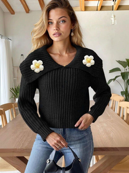 Pullover with Applique Detail in Black acrylic Style 425 - Nowi Korean Fashion